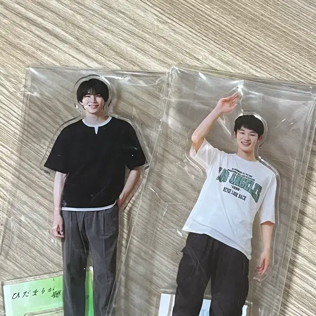 햇빛이 들린다 히다마리 나카자와모토키 아크릴스탠드