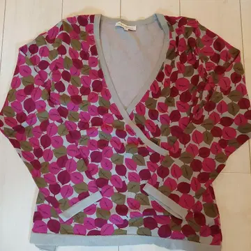 LAURA ASHLEY 리프 무늬 스웨터