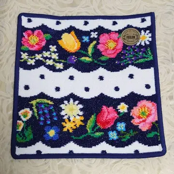 페일러 FEILER 체스티 스캘럽 도트 플라워 손수건