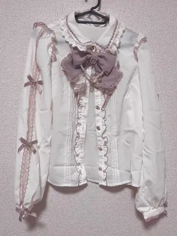 레이스 슬래시 슬리브 블라우스 핑크 LIZLISA