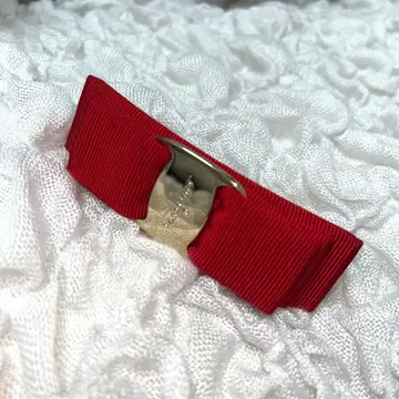 [ 즉시 구매 OK ] 페라가모 머리핀