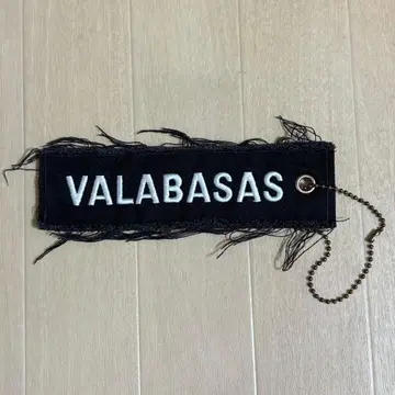 VALABASAS 택만 발라바사스 키링 블랙 레어