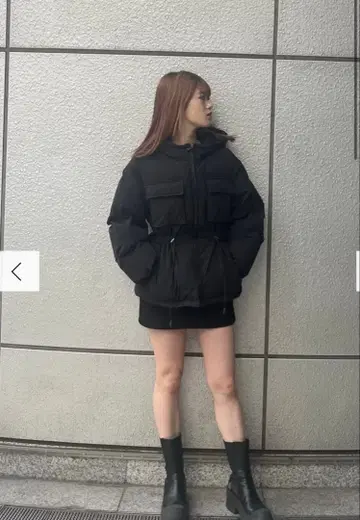 EMODA 블랙 후드 부착 다운 자켓