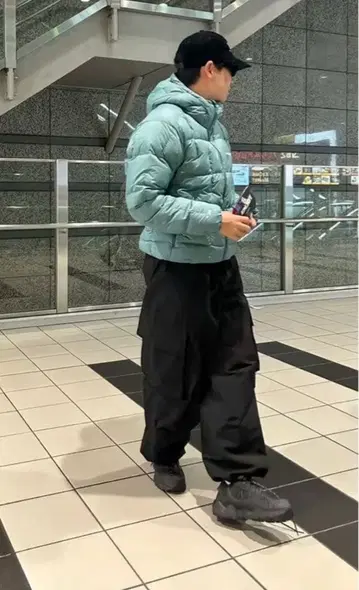 [ 선착순 ] mont-bell 네쥬 다운 후드티 M