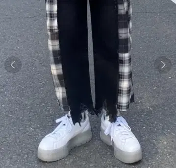 캔디 스트리퍼 절개 리메이크 데님 도킹 팬츠 블랙