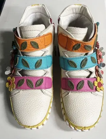 에스타시온 꽃과 잎 하이컷 스니커즈 23cm 숏부츠