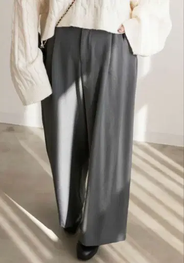 쿠레트 턱 와이드 팬츠 3L 그레이