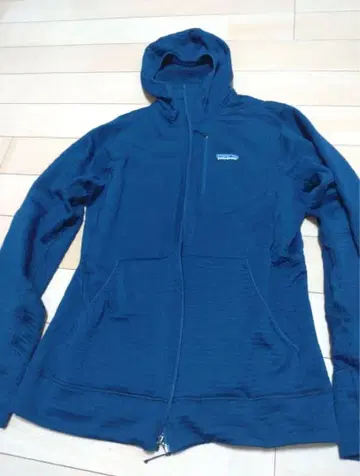 파타고니아 R1 풀 지퍼 후디 네이비 M 사이즈