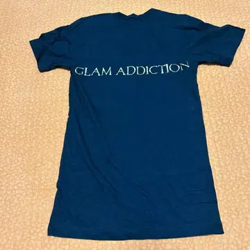 참 컬트 그램 애딕션 키요하루 티셔츠