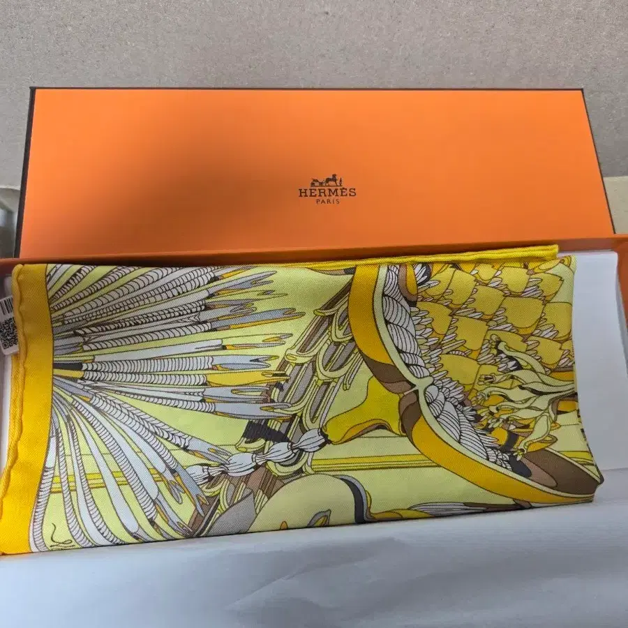 Hermes scarf size 45