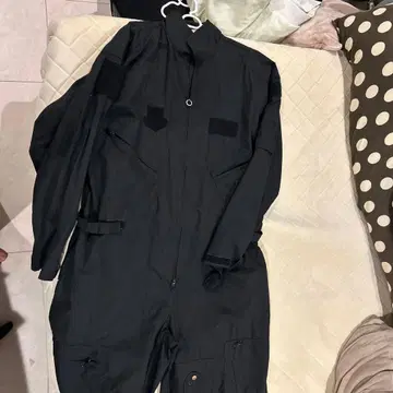 블랙 오버롤 작업복