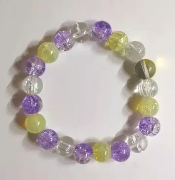 보라색과 옐로우 컬러 비즈 팔찌