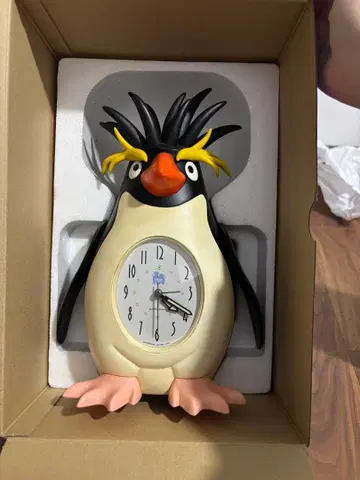 바위뛰기 펭귄의 말하는 알람 시계