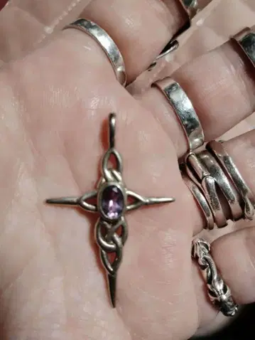 실버 크로스 디자인 펜던트 탑