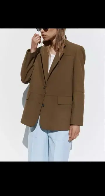 ZARA 스웨이드풍 스트레이트 블레이저 자켓