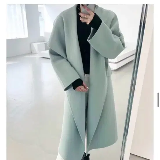 GRANPA WOOL COAT IN KHAKI / NAVY #캐롤쇼페 on Bunjang Global Site.