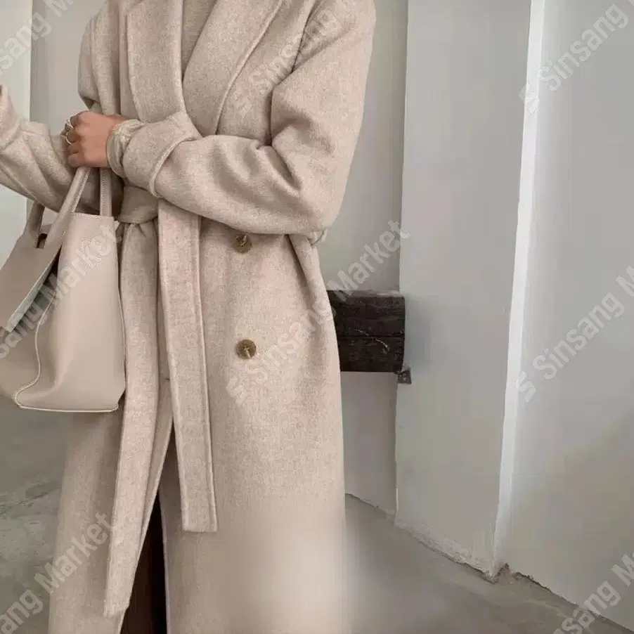 GRANPA WOOL COAT IN KHAKI / NAVY #캐롤쇼페 on Bunjang Global Site.