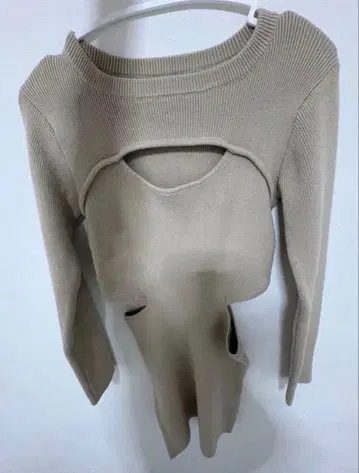 ENVYM 앙비 베이지 니트 원피스 새상품급