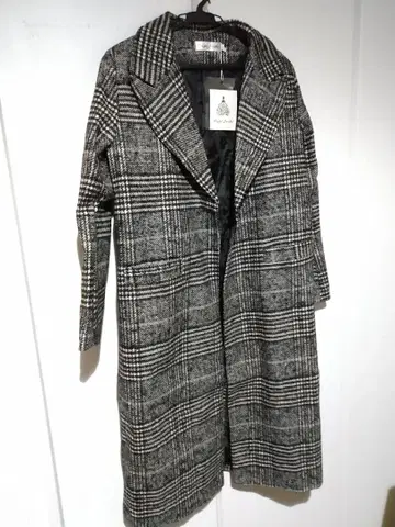 그레이 계열 체크 롱 코트 체스터 충전솜 입 따뜻한