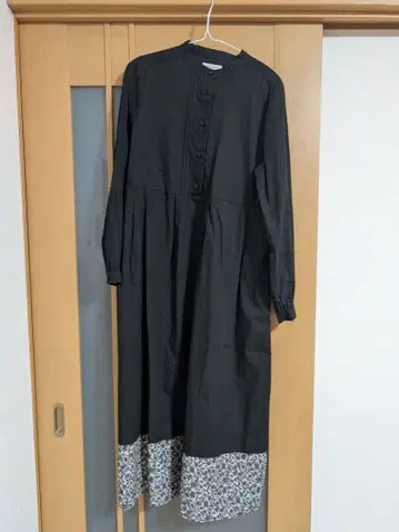 Sunny clouds 블랙 셔츠 원피스