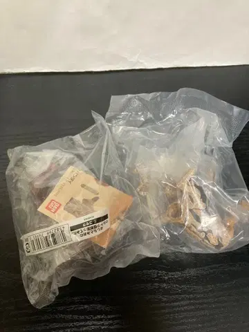 하시모토 미오의 울트라 괴수 조각해 봤다. 고모라, 엘레킹 가챠가챠