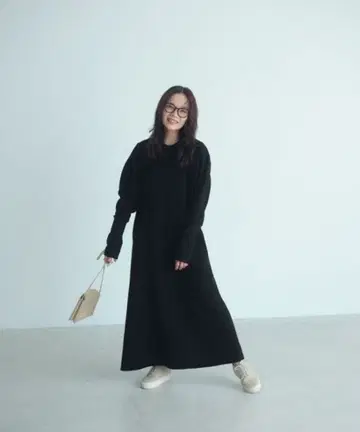 타카야마 나오코 씨 퍼프 숄더 써멀 컷 원피스/EiiS/577711