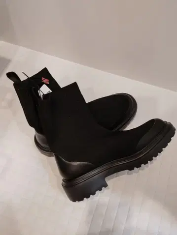 새상품 니트삭스 볼륨 밑창 부츠 블랙 XL