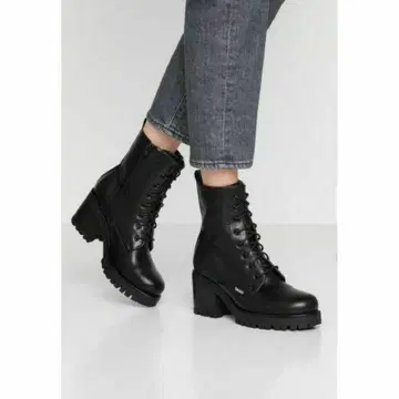 Dockers by Gerli 다커스 통굽 힐 부츠