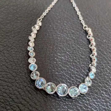 [ 새상품급 ] 스와로브스키 에밀리 테니스 팔찌 블루 x 클리어 슬라이드