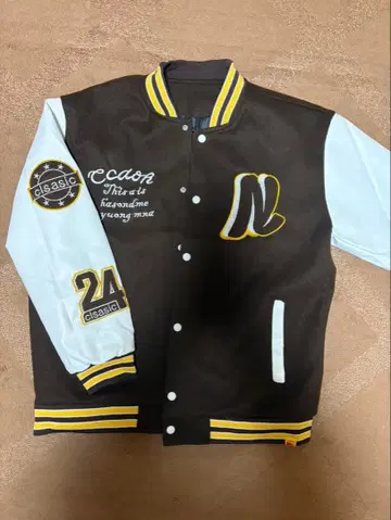 마이니 바시티 자켓 Miney