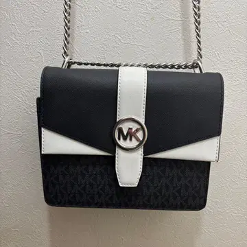 Michael Kors 숄더백 블랙/화이트