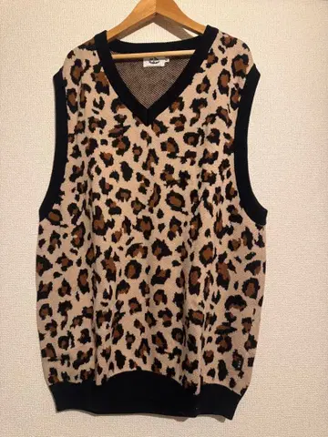 For The Weekend 레오파드 무늬 베스트 L 사이즈