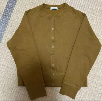 뷰티앤유스 가디건