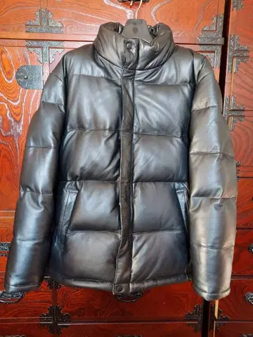 AVIREX 블랙 다운 자켓 M