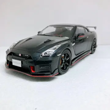R35 NISSAN GT-R NISMO 스카이라인
