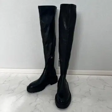 새상품급 ZARA 롱 부츠 니하이 통굽 트랙 밑창 가죽 23cm