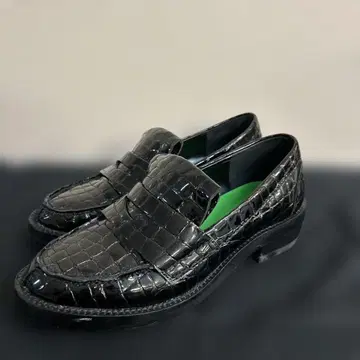 SLY 블랙 크로커다일풍 로퍼