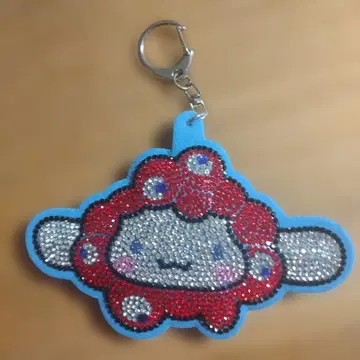 EXPO2025 미야쿠미야쿠 변신 반짝이 가죽 키링 시나모롤