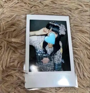 하야테 러브시크 솔로 폴라로이드