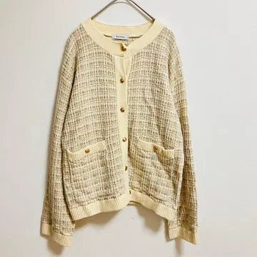 RANDA 트위드풍 노카라 니트 가디건 미색 골드 버튼