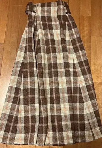 Noela 브라운 계열 체크 스커트