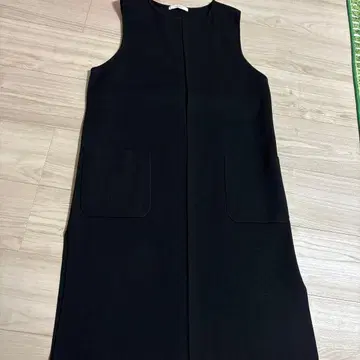 ANAYI 블랙 슬리브리스 베스트