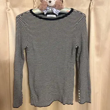 TOMORROWLAND 스웨터