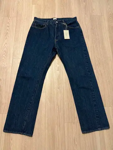 사이즈 34 시오타 뉴 스트레이트 데님 다크 블루 데미지