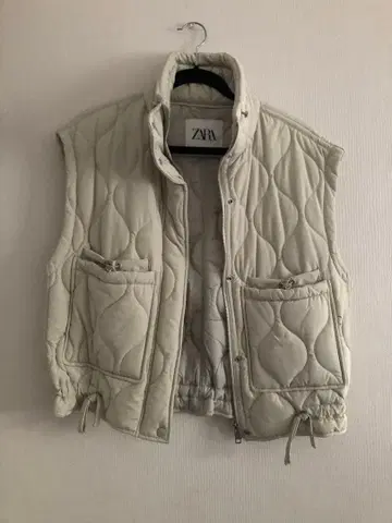 ZARA 퀼팅 자켓 XS 라이트 베이지