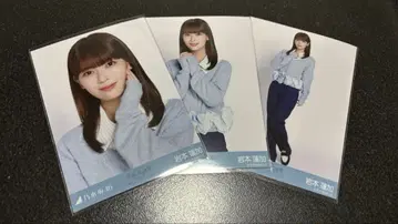 노기자카46 브로마이드 쿠보 시오리 카라 부착 코디 컴프 이와모토 렌카