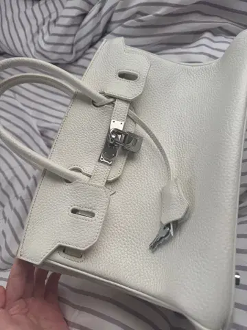 화이트 핸드백 고급