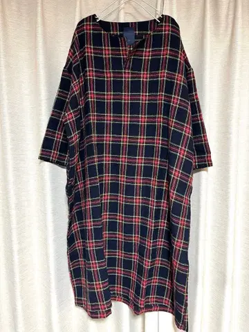 [ ichi ] 이치 타탄 체크 슬릿 넥 오버 사이즈 원피스