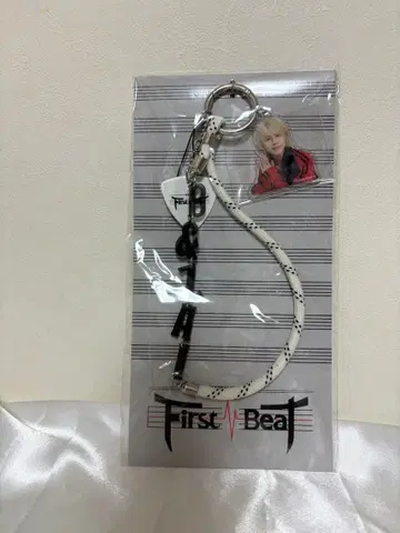 B&ZAI first beat 야바나 레이 스트랩 키링