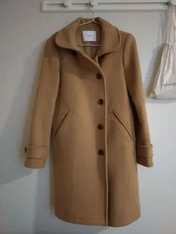 어반 리서치 도어스 스테디셀러 울 카멜 코트